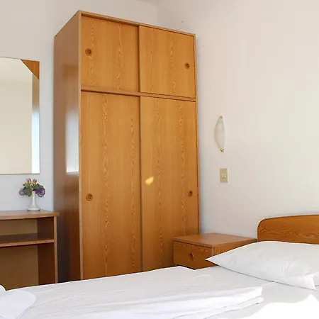 Apartment Roic Gradac (Split-Dalmatia)