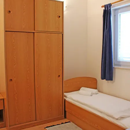 Apartment Roic *