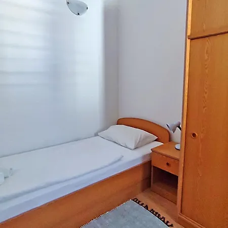 Apartment Roic Gradac (Split-Dalmatia)